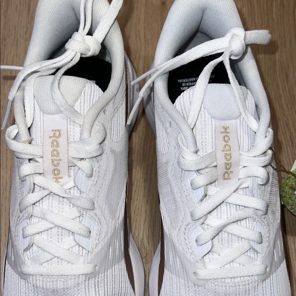 NWT - Reebok Energen Tech Plus Women's White & Gold Running/Course Athletic Shoe - Picture 15 of 15
